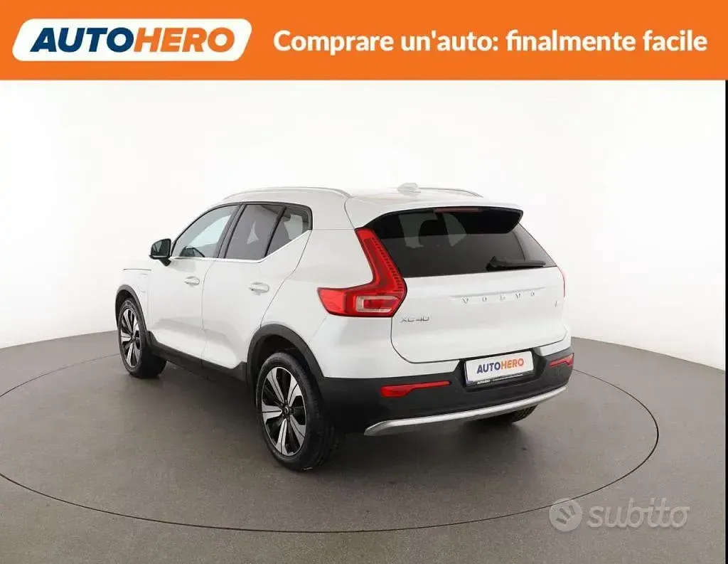 Usata Volvo XC40 Core 129 CV (94 kW) 2022 Bianco SUV