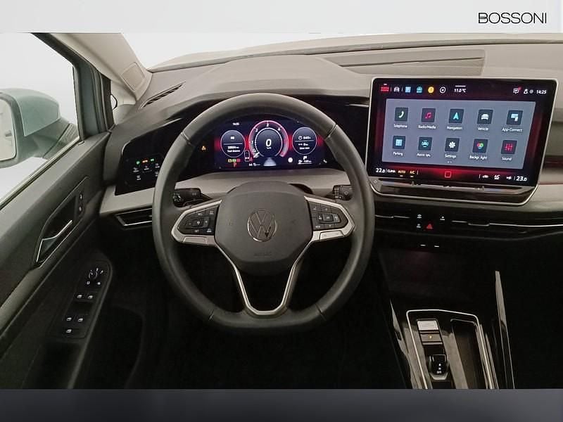 Usata VW Golf VIII Style 150 CV (110 kW) 2025 Grigio Berlina