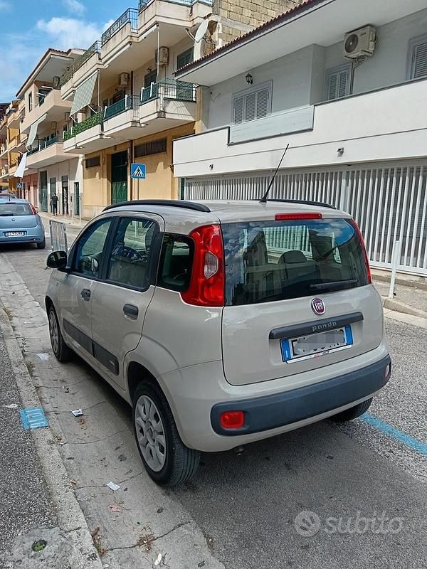 Usata Fiat Panda 85 CV (62 kW) 2015 Utilitaria