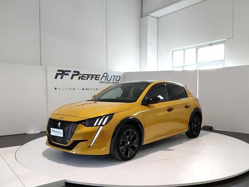 Usata Peugeot 208 GT 102 CV (75 kW) 2023 Giallo Utilitaria