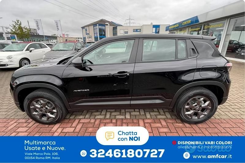 Nuova Jeep Avenger Longitude Plus 110 CV (80 kW) 2025 Nero SUV