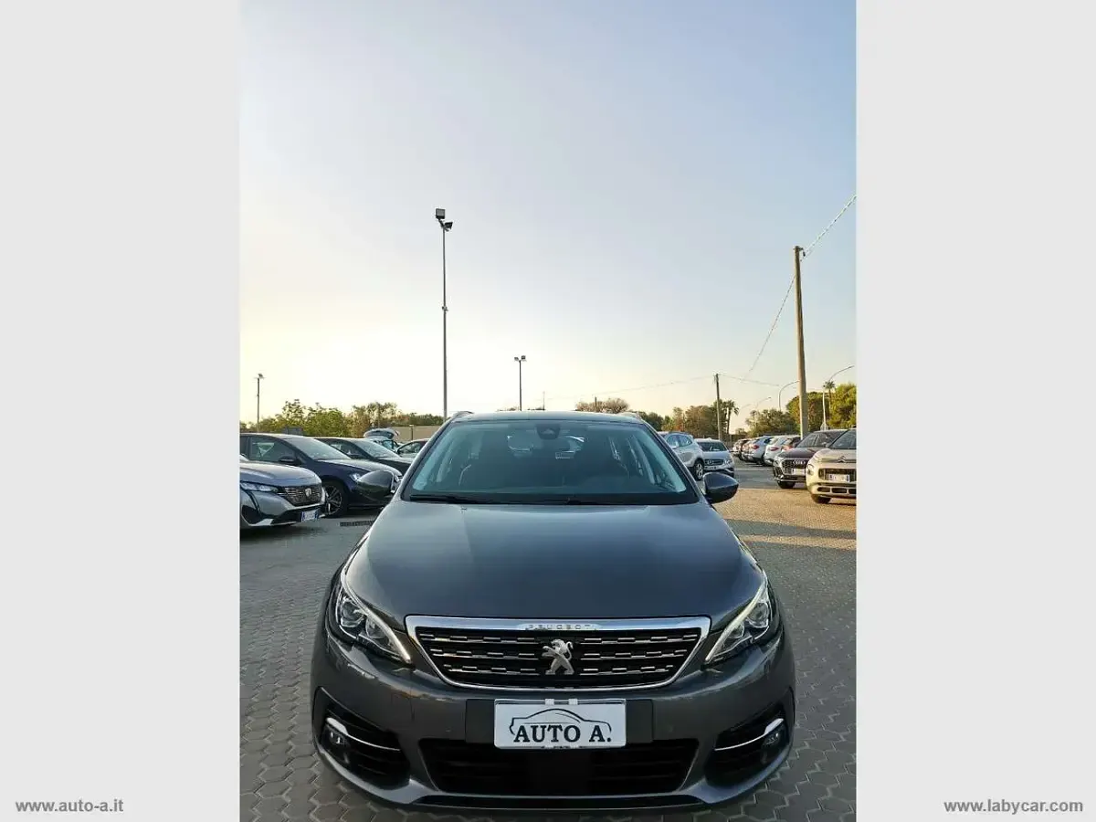 Usata Peugeot 308 Allure 131 CV (96 kW) 2019 Grigio Station wagon