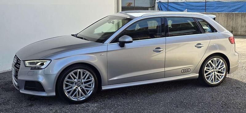 Usata Audi A3 S-Line 150 CV (110 kW) 2017 Argento Berlina