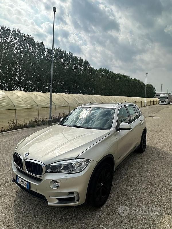 Usata BMW X5 231 CV (169 kW) 2015 Grigio SUV