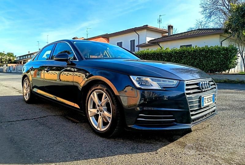 Usata Audi A4 Business 150 CV (110 kW) 2016 Blu Berlina