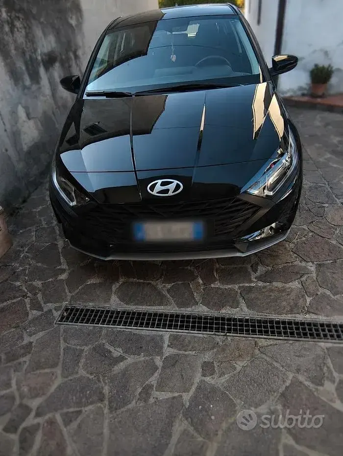 Usata Hyundai i20 79 CV (58 kW) 2024 Nero Utilitaria