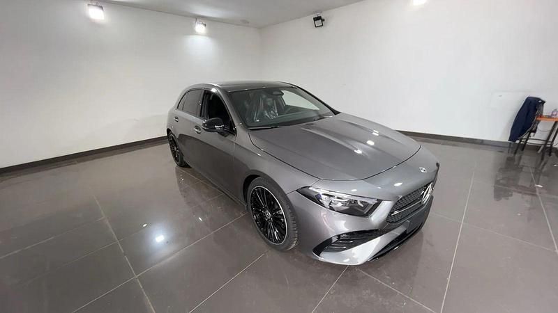 Nuova Mercedes A200 Advanced Plus 150 CV (110 kW) 2026 Grigio montagna met. Berlina