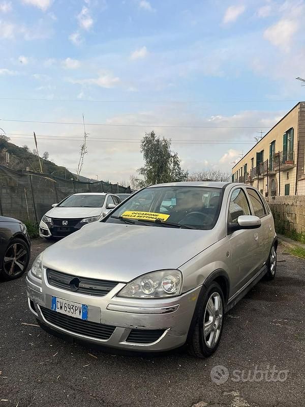 Usata Opel Corsa 2005 Grigio Utilitaria