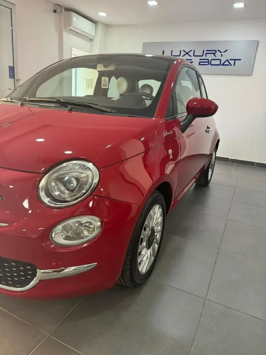 Usata Fiat 500 Dolcevita 69 CV (50 kW) 2022 Rosso Berlina