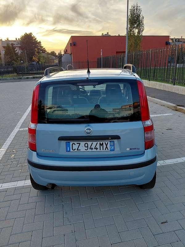 Käytetty Fiat Panda Dynamic 60 HP (44 kW) 2006 Viistoperä