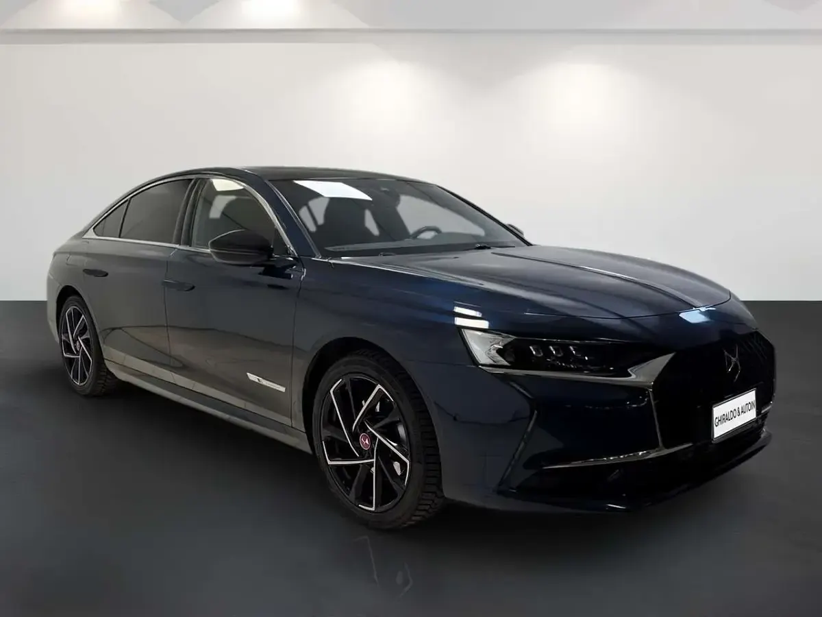 Usata DS Automobiles DS9 Performance Line Plus 224 CV (164 kW) 2022 Blu/azzurro Berlina