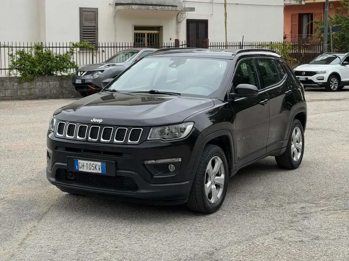 Begagnad Jeep Compass Limited 140 HK (102 kW) 2019 Other SUV