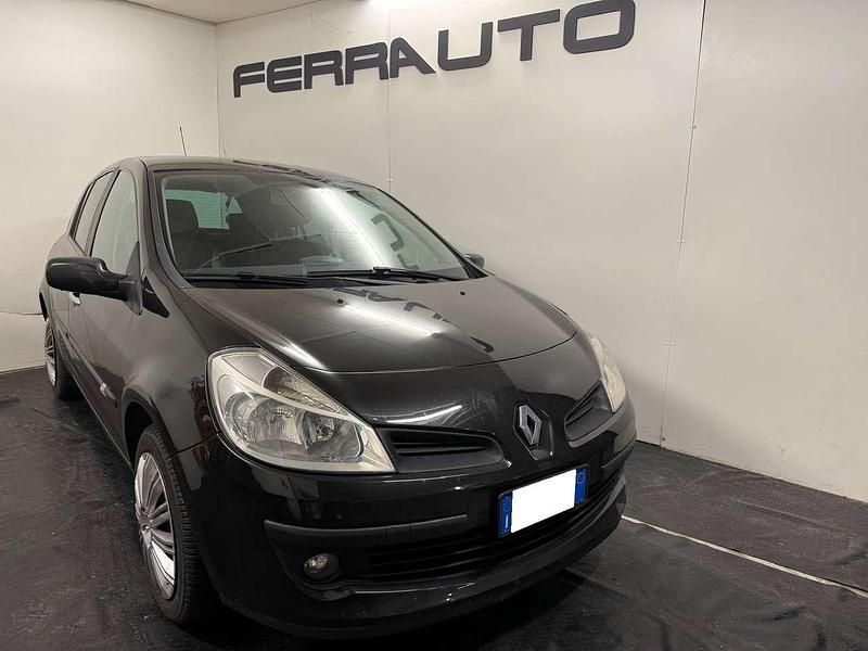 Usata Renault Clio III 86 CV (63 kW) 2007 Nero Berlina