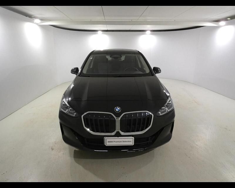 Usata BMW 218 Active Tourer Efficient Dynamics 149 CV (109 kW) 2024 Black sapphire metallizzato Monovolume
