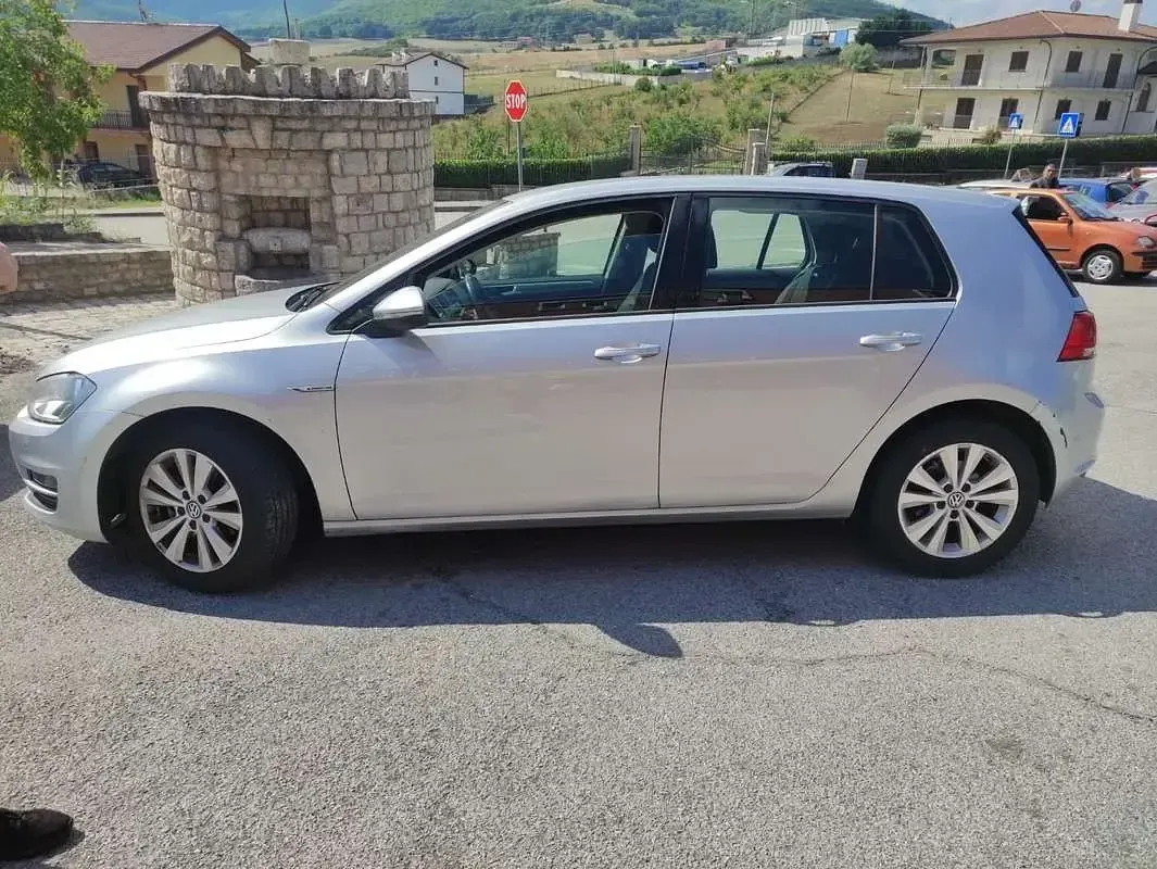 Usata VW Golf VII Comfortline 110 CV (80 kW) 2015 Grigio Berlina