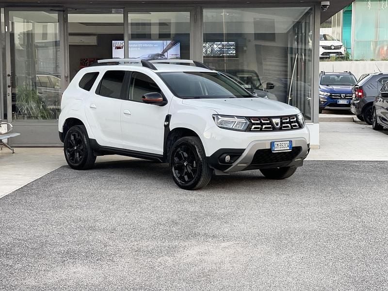 Usata Dacia Duster 101 CV (74 kW) 2022 Bianco SUV