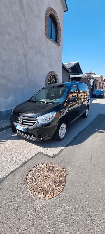 Gebraucht Dacia Dokker 75 PS (55 kW) 2016 Schwarz Van / Kleinbus