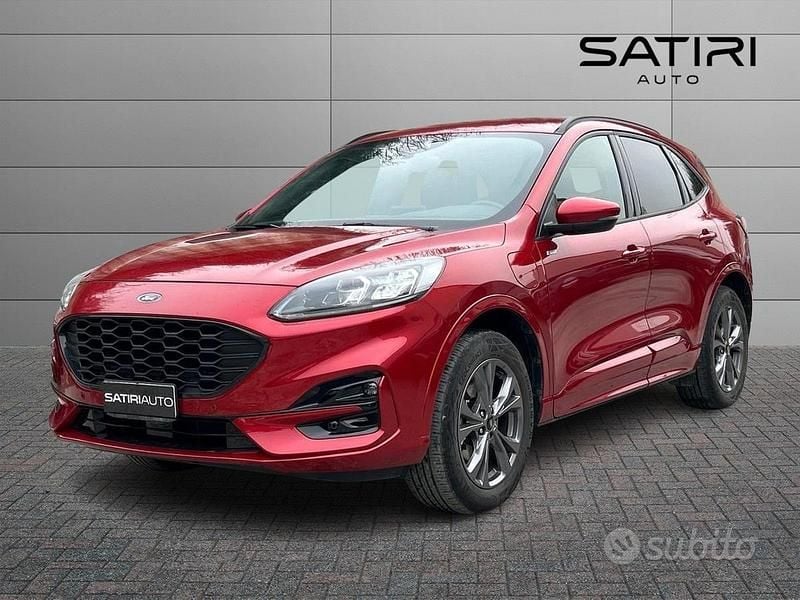 Usata Ford Kuga ST-Line X 152 CV (111 kW) 2023 SUV