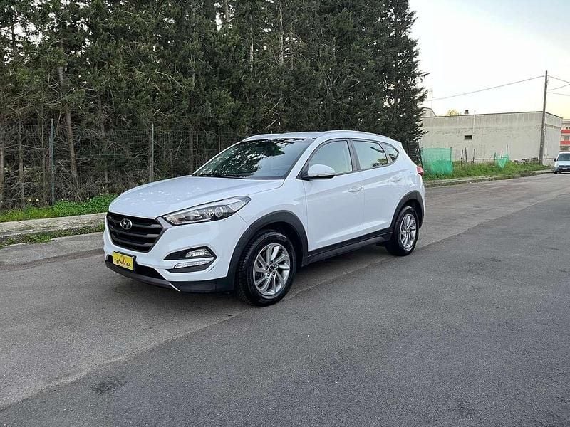 Usata Hyundai Tucson 116 CV (85 kW) 2016 Bianco SUV
