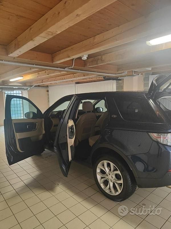 Usata Land Rover Discovery Sport 2017 Blu SUV