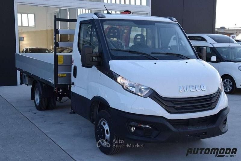 Usata Iveco Daily 155 CV (114 kW) 2024 Bianco Furgone