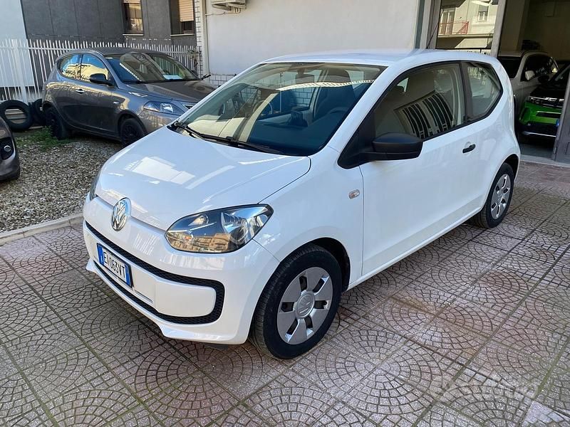 Usata VW up! 74 CV (54 kW) 2012 Bianco Utilitaria