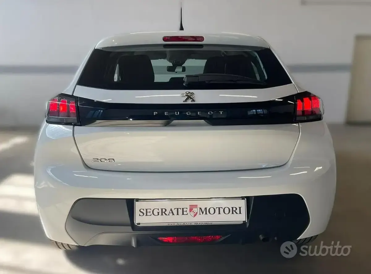 Usata Peugeot 208 Active 75 CV (55 kW) 2022 Bianco Utilitaria