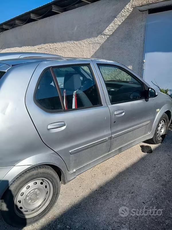 Usata Tata Indica 2010 Grigio Utilitaria
