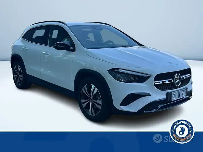 Nuova Mercedes GLA200 Advanced 150 CV (110 kW) 2026 Bianco SUV