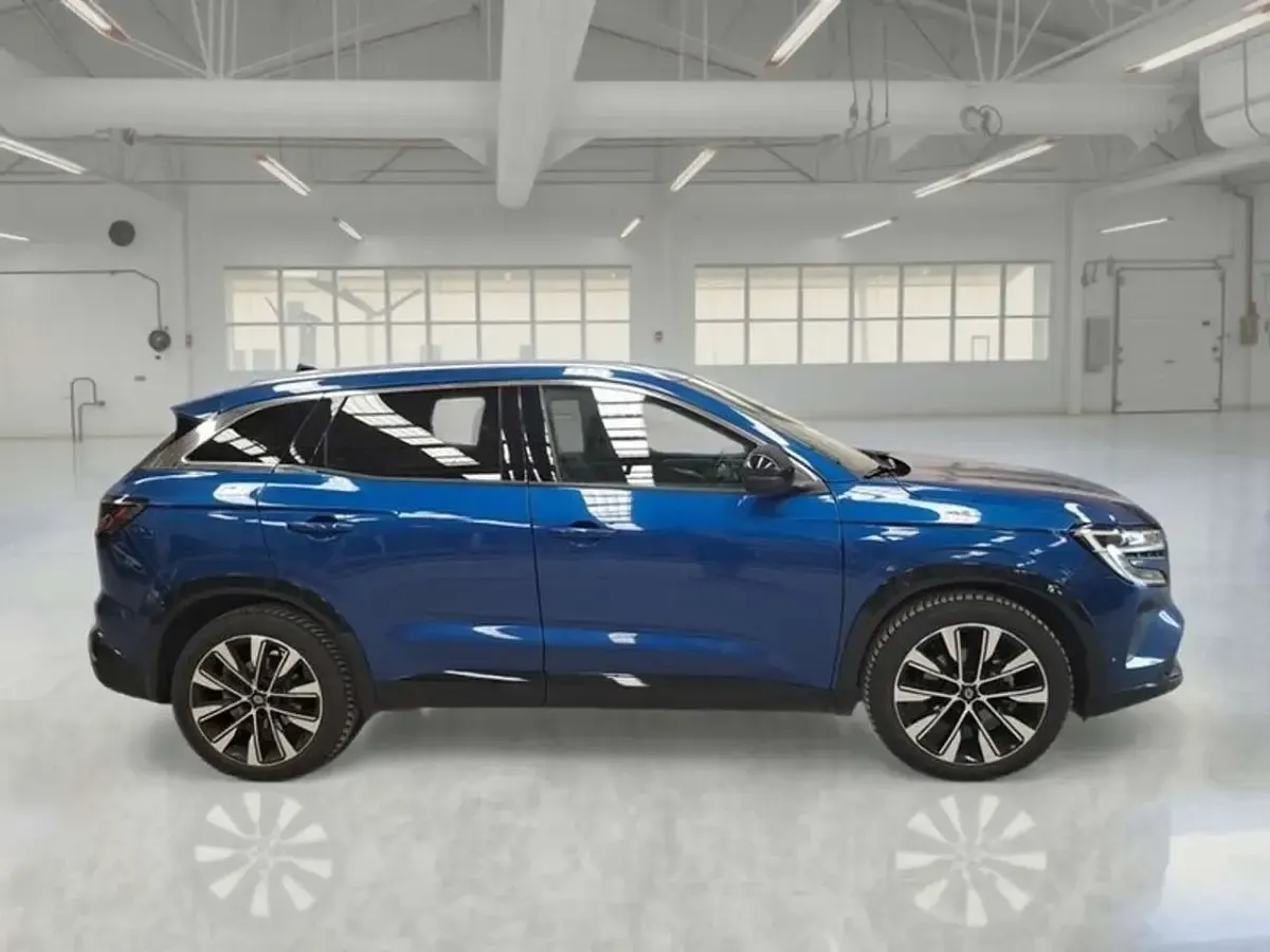 Usata Renault Austral Techno 158 CV (116 kW) 2023 Blu SUV