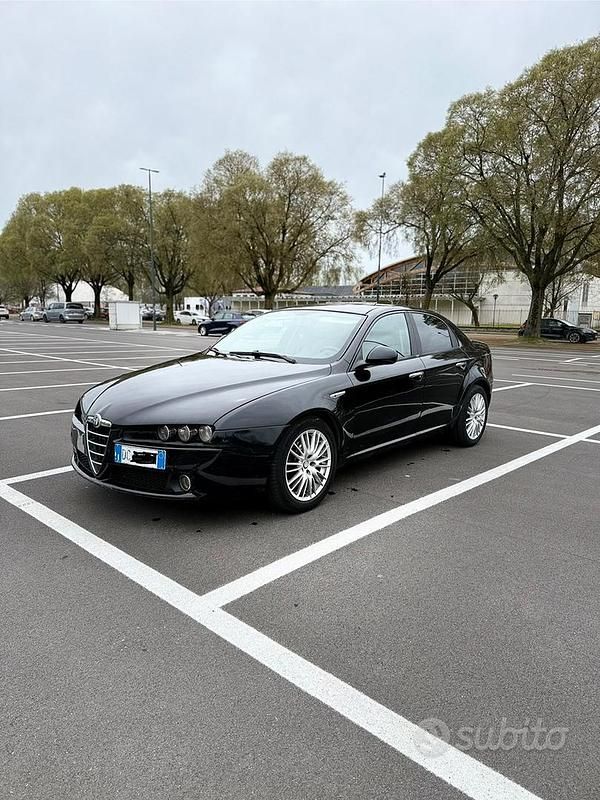 Usata Alfa Romeo 159 150 CV (110 kW) 2007 Nero Berlina