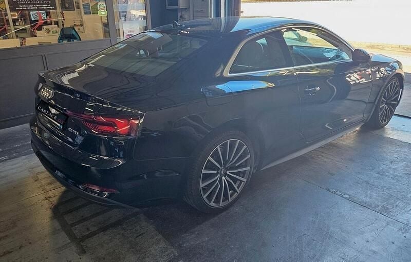 Usata Audi A5 Business 190 CV (139 kW) 2019 Nero Coupé