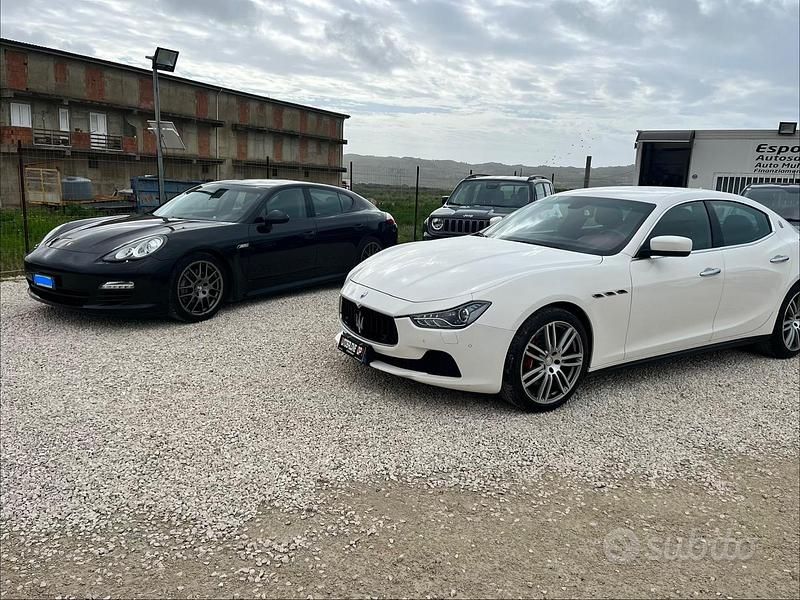 Usata Maserati Ghibli 275 CV (202 kW) 2016 Bianco Berlina