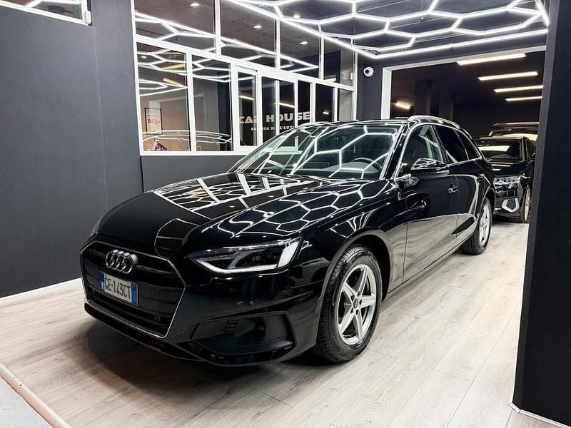 Usata Audi A4 163 CV (119 kW) 2021 Nero Station wagon