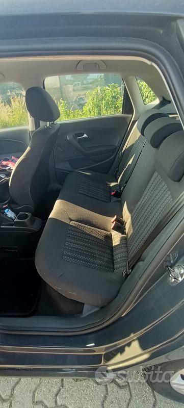 Usata VW Polo 60 CV (44 kW) 2015 Grigio Berlina