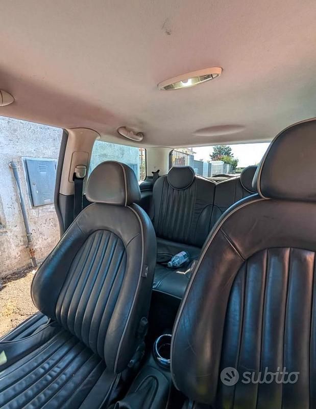 Usata Mini ONE 90 CV (66 kW) 2007 Grigio Utilitaria