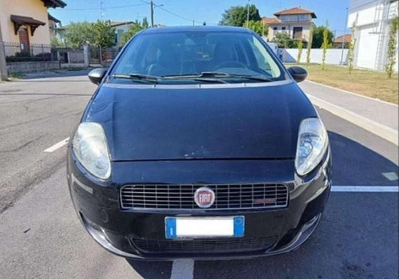 Usata Fiat Grande Punto Dynamic 75 CV (55 kW) 2006 Utilitaria