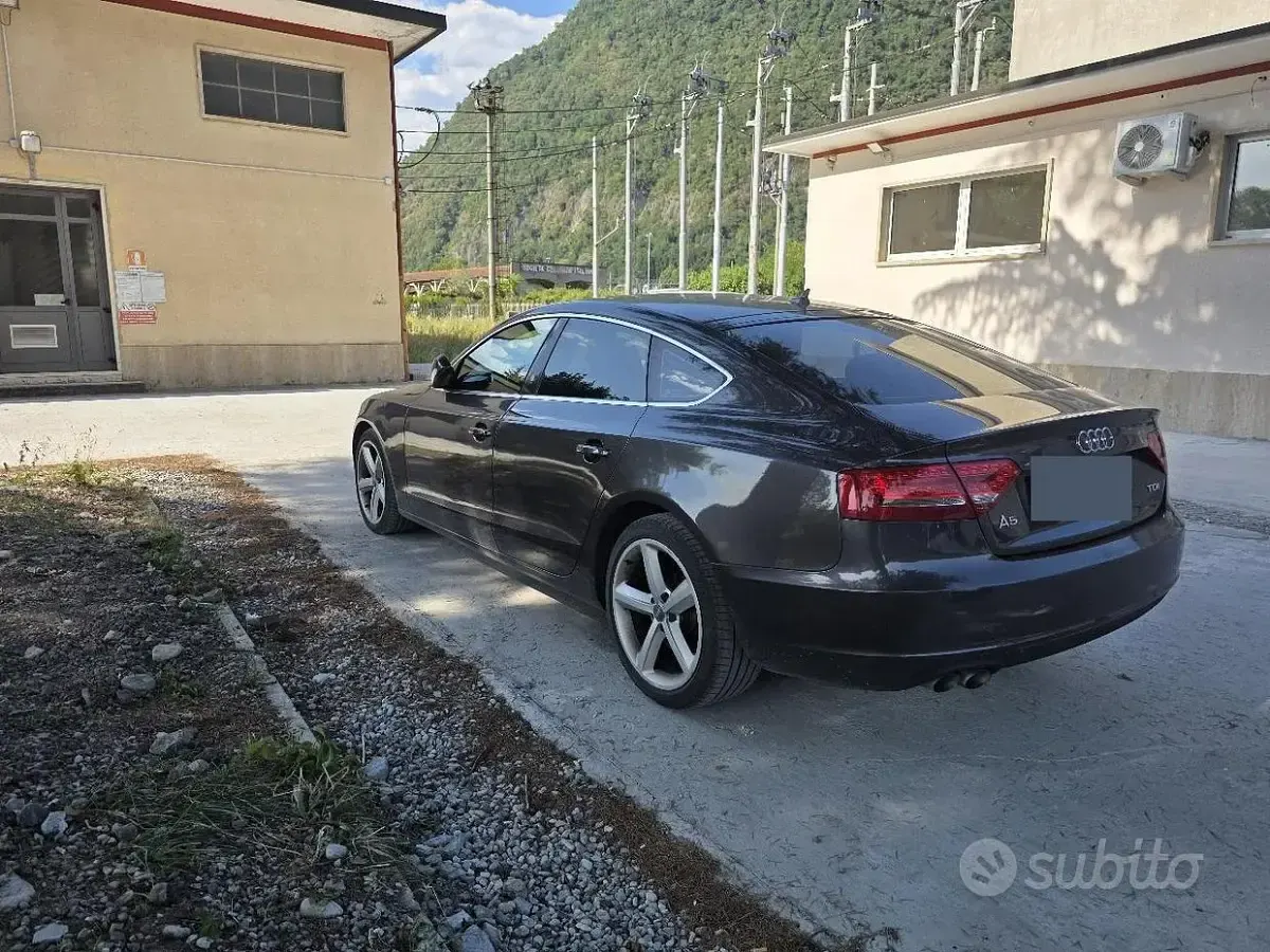 Usata Audi A5 Sportback 170 CV (125 kW) 2011 Grigio Utilitaria