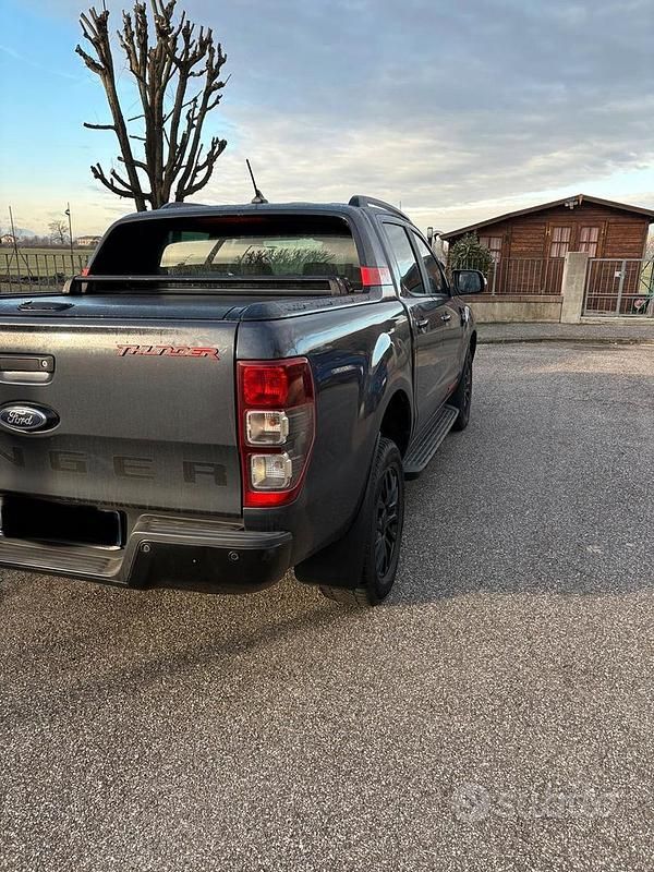 Usata Ford Ranger 2020 Nero Pick-up