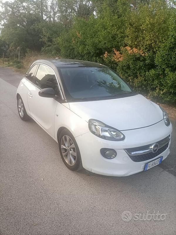 Usata 2017 Opel Adam Glam Due volumi | 5600 € (Super prezzo) - Immagine 1/4