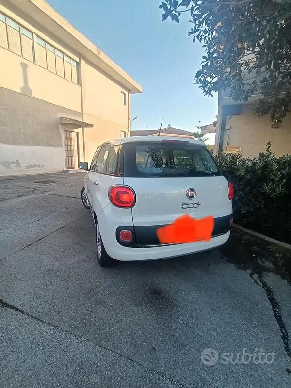 Begagnad Fiat 500L 95 HK (69 kW) 2016 Vit Minibuss