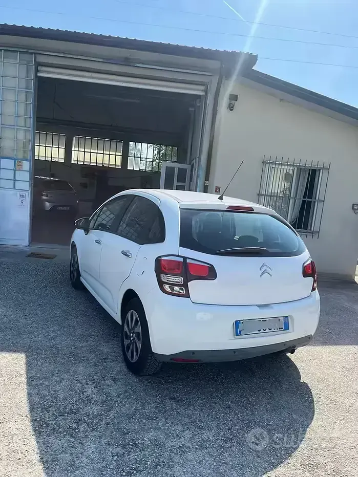 Usata Citroën C3 Exclusive 82 CV (60 kW) 2013 Bianco Berlina