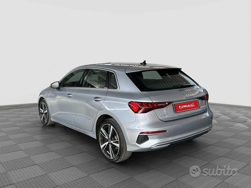 Usata Audi A3 e-tron Business 2021 Grigio Utilitaria