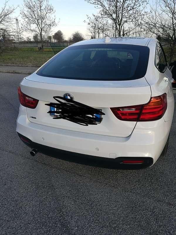 Usata BMW 320 Gran Turismo M Sport 184 CV (135 kW) 2013 Bianco Berlina