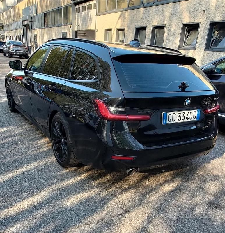 Usata BMW 318 Advantage 150 CV (110 kW) 2019 Nero Station wagon