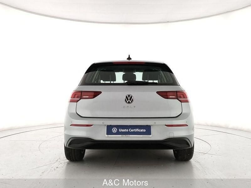 Usata VW Golf VIII Life 116 CV (85 kW) 2025 Argento