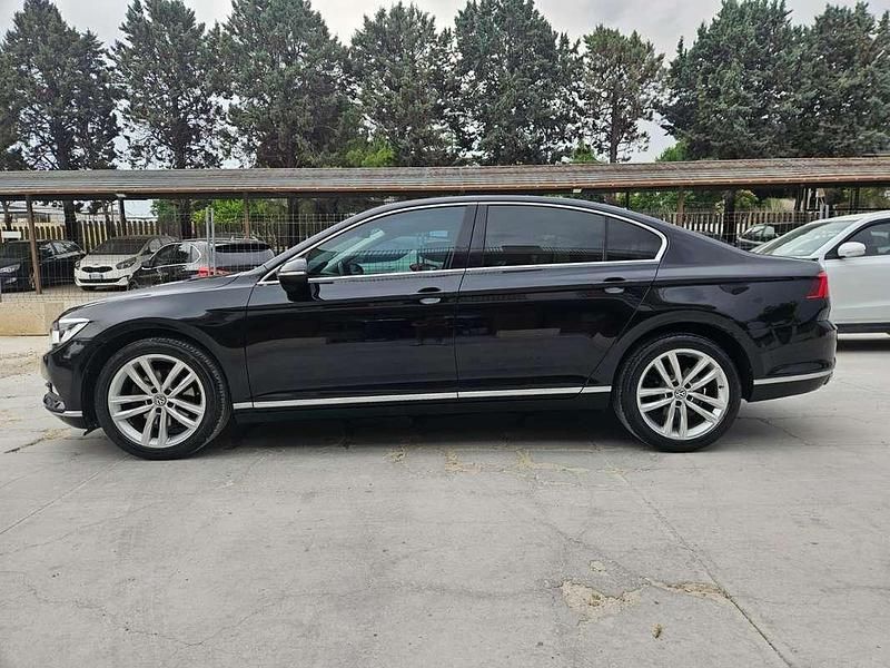 Usata VW Passat Highline 150 CV (110 kW) 2016 Nero Berlina
