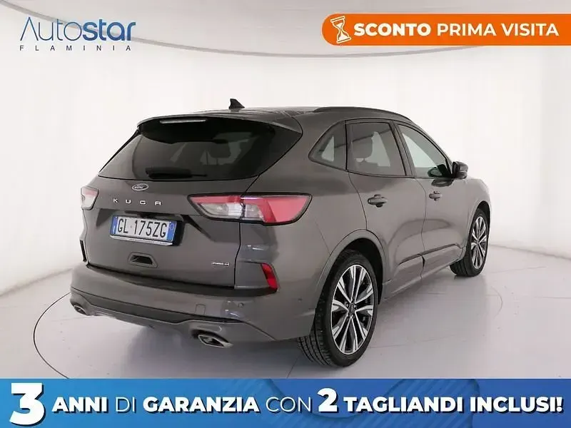 Usado Ford Kuga ST-Line X 190 CV (139 kW) 2022 Gris SUV