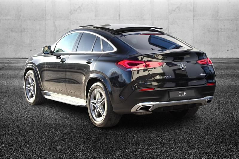 Usata Mercedes GLE300 AMG Line Premium 269 CV (197 kW) 2022 Nero metallizzato Coupé