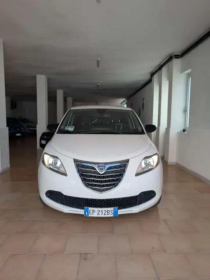Usata Lancia Ypsilon S 69 CV (50 kW) 2012 Other Utilitaria